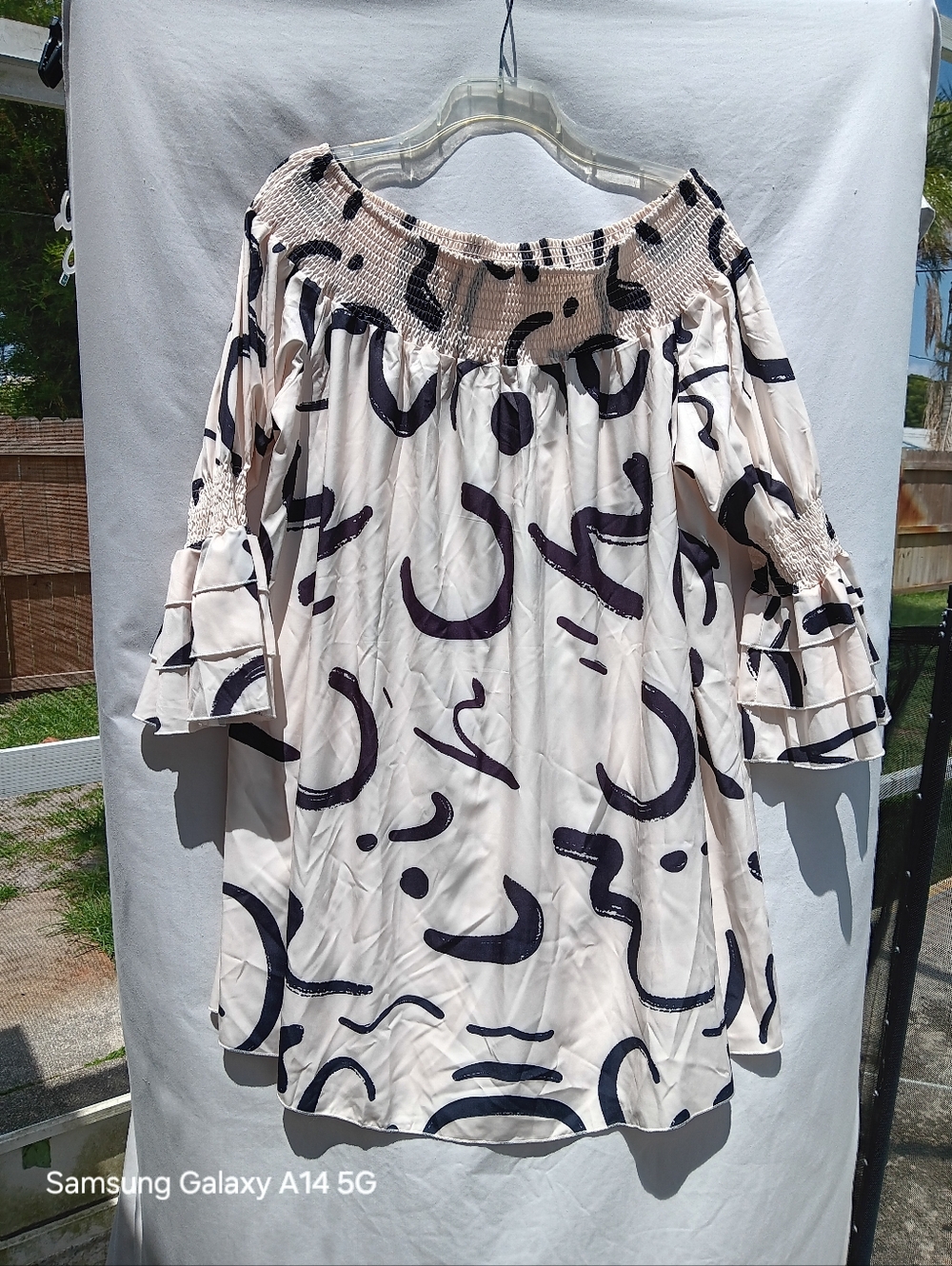 Off The Shoulder Mini Dress With Ruffled Sleeves 4XL Cream/Black